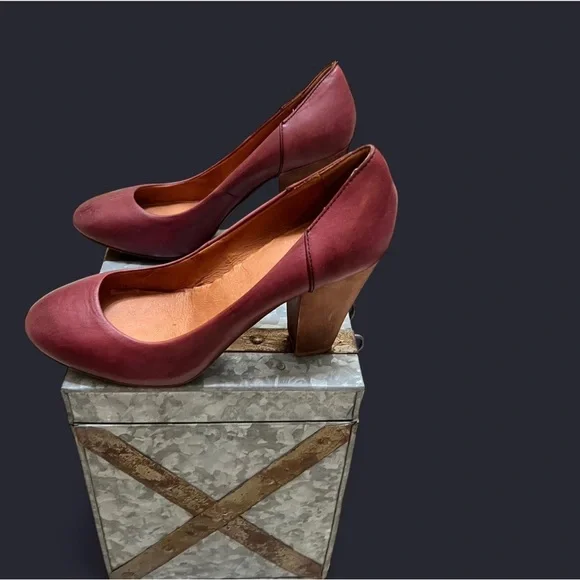 Madewell Red Heels Vintage-Inspired Leather - Picture 2 of 6